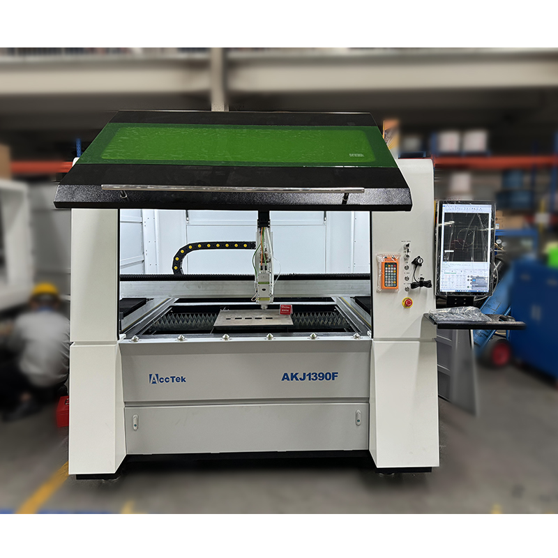 Jinan-レーザー切断機,CNC密閉型ファイバー金属,レイ - Industrial Laser Price のレビューと価格